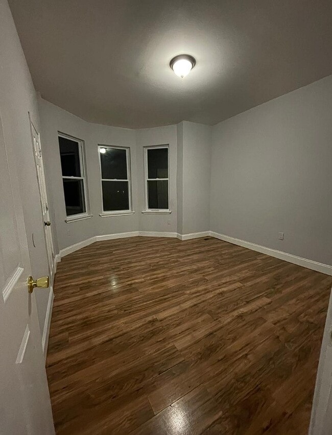 Building Photo - 628 N 55th St