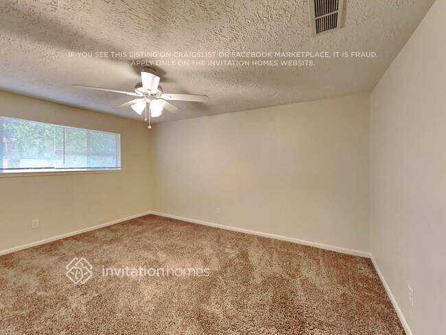 Building Photo - 16915 Bally Castle Dr