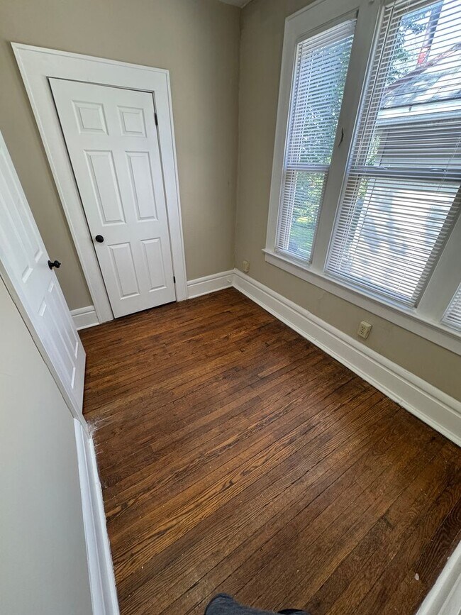 Building Photo - 3 Bedroom- OSU Campus