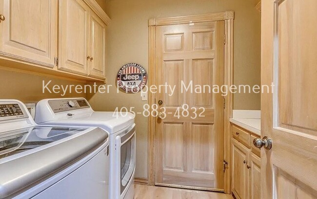 Building Photo - 1408 Fox View Ct