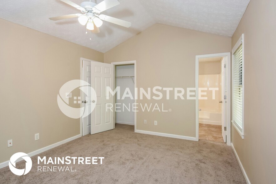 Building Photo - 72 Wellspring Point