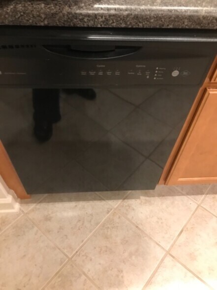 Building Photo - 660 Friendway Rd