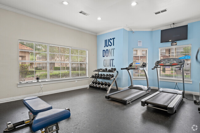 Fitness Center - St. Andrews at River Park Apartments