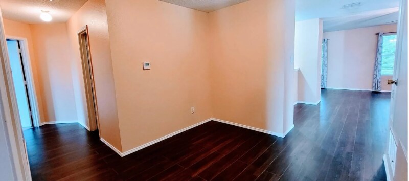 Building Photo - 8733 Polo Dr