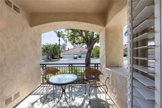 Building Photo - 308 S San Vicente Ln
