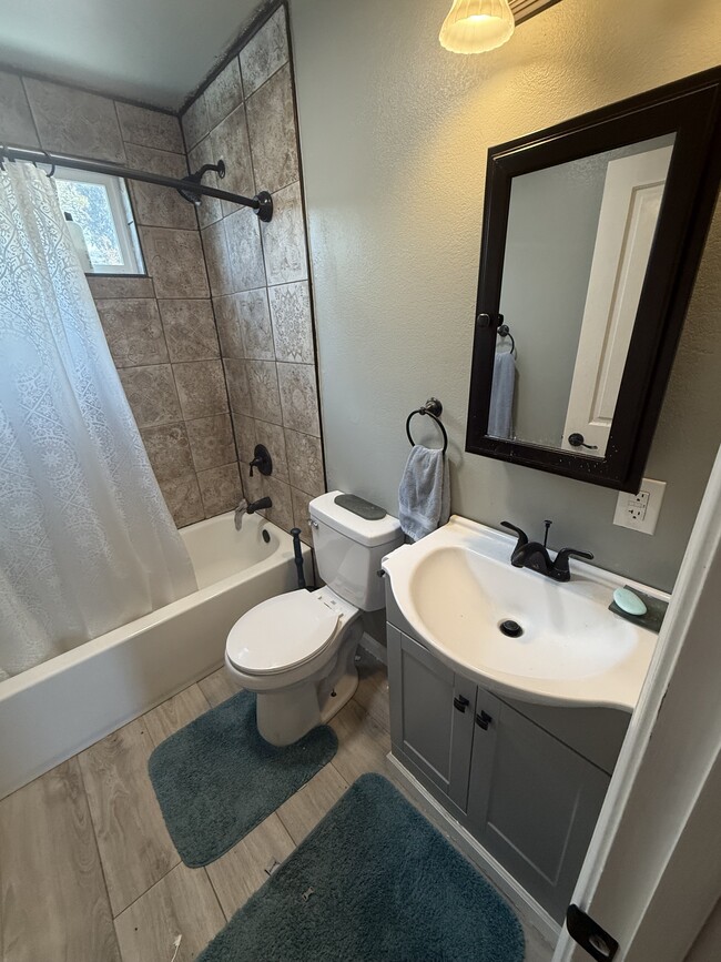 Building Photo - 6230 Pursia Rd