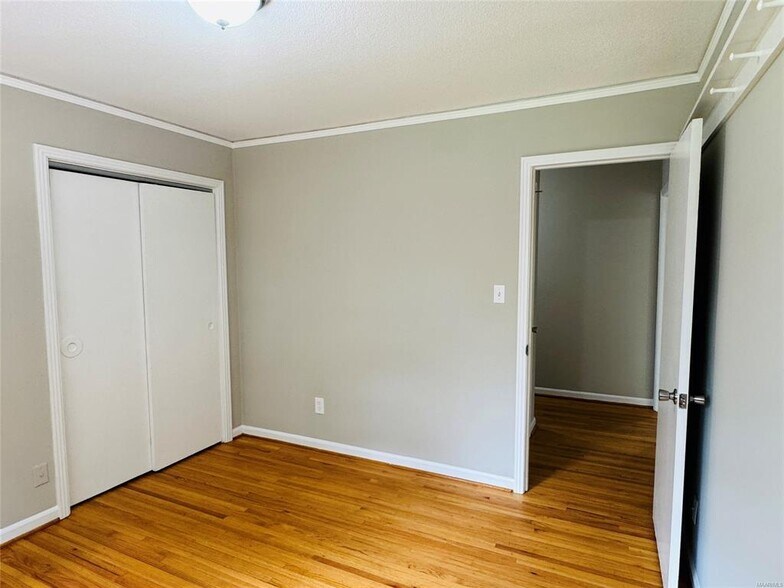 Building Photo - 2649 Burkelaun Dr