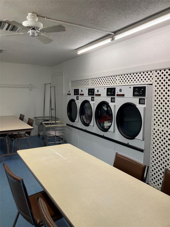 Building Photo - 5530 80th St N