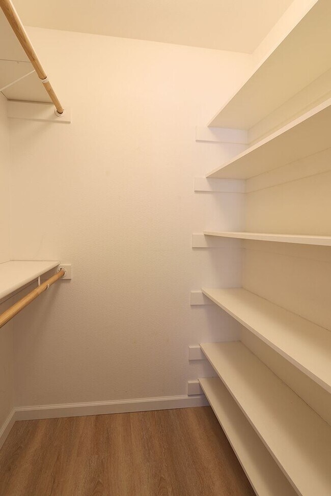 Building Photo - 2659 Sycamore Glen Dr