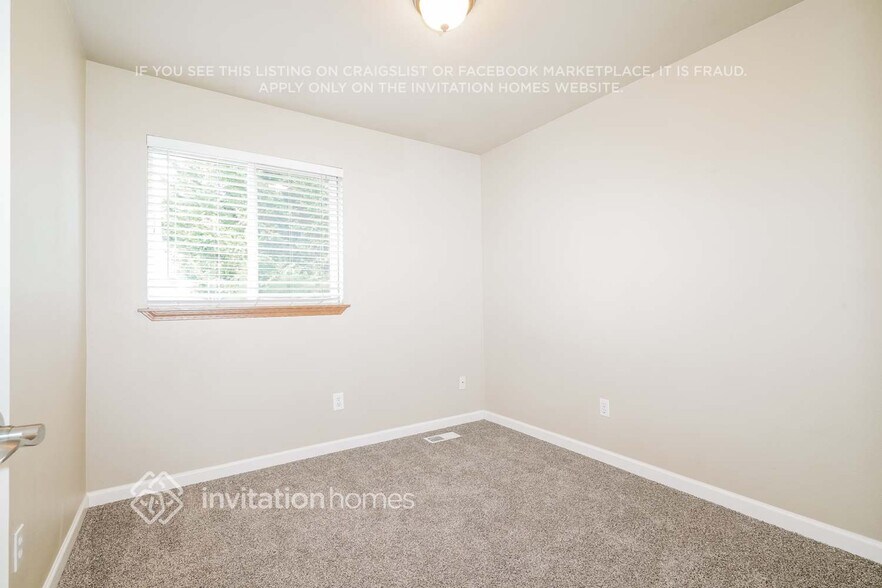 Building Photo - 20012 87th Ave E