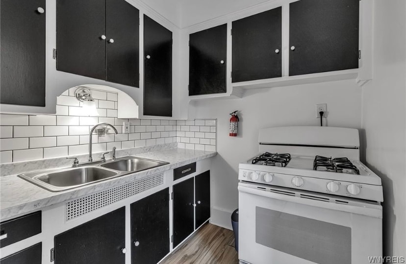 Building Photo - 417 W Delavan Ave