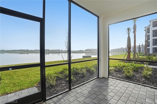 Building Photo - 15375 Grn Acrs Ave