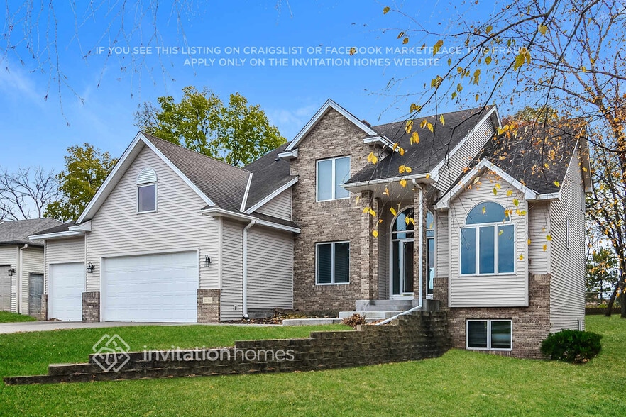 Building Photo - 2046 149th Ave NW