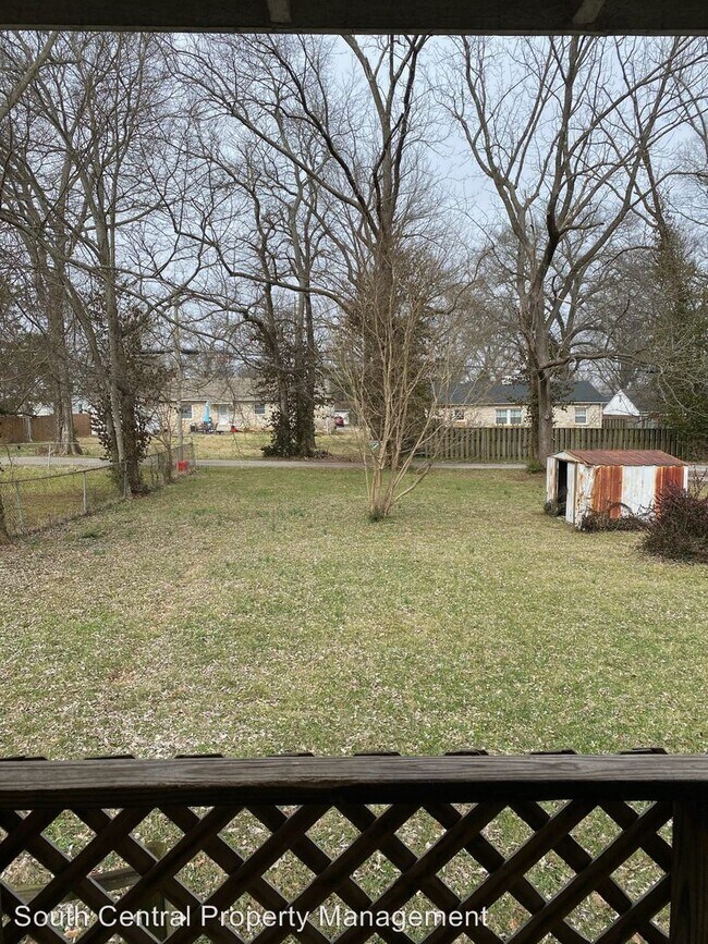2 br, 1 bath House 867 Nutwood 867 Nutwood St Bowling Green KY
