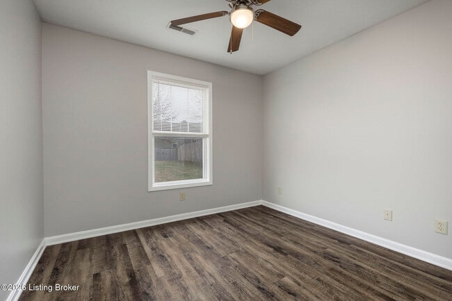 Building Photo - 8815 Woodpointe Blvd