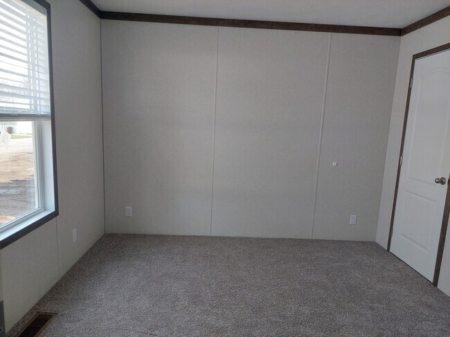 Building Photo - 231 Magnolia Pl