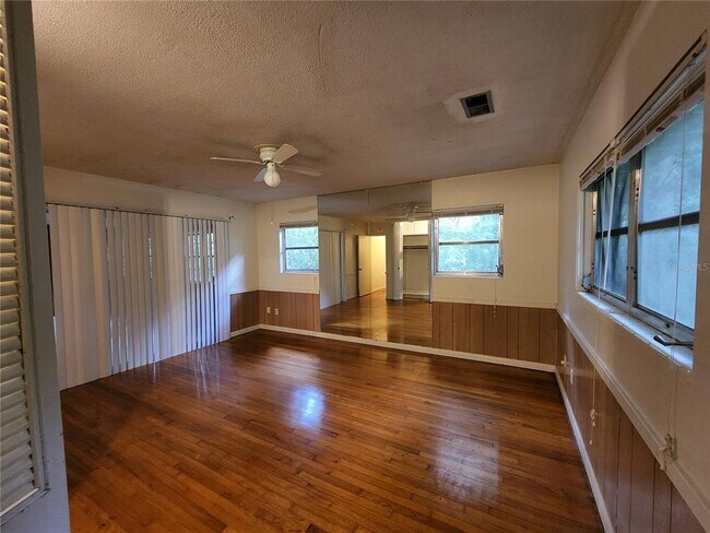Building Photo - 4421 Newberry Rd