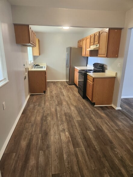Building Photo - 3 Brookhaven Dr