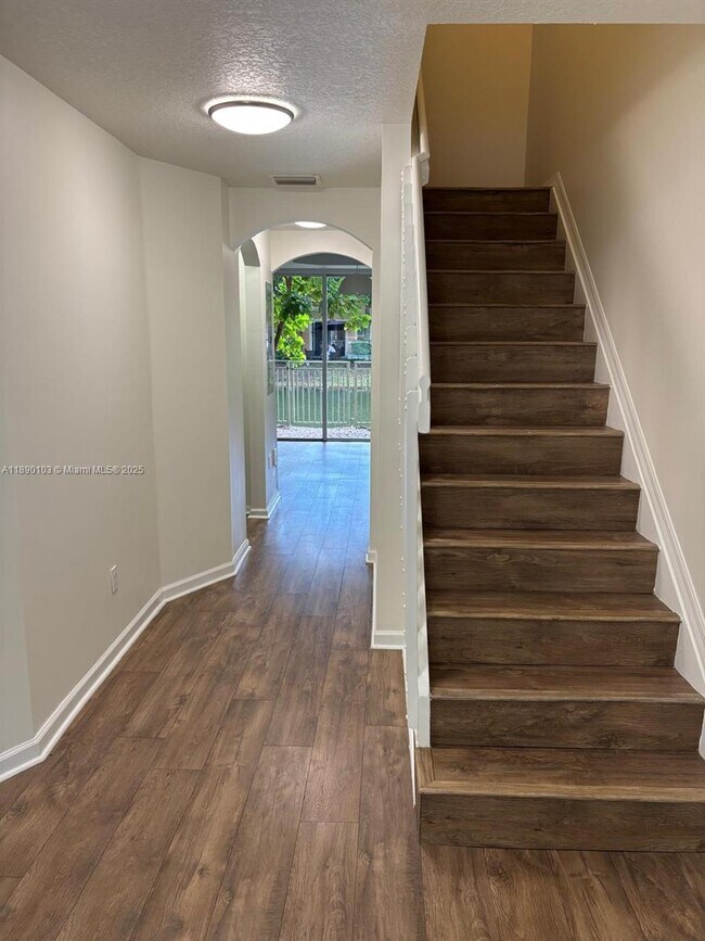 Building Photo - 4938 Leeward Ln