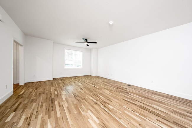 Building Photo - 3802 Sperry Ct