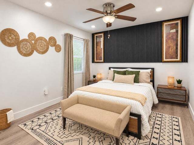 Building Photo - 4200 Palm Bay Cir