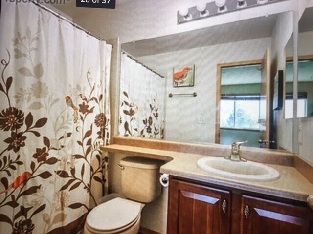 Building Photo - Beautiful 4 bed High End home in West Fort Collins