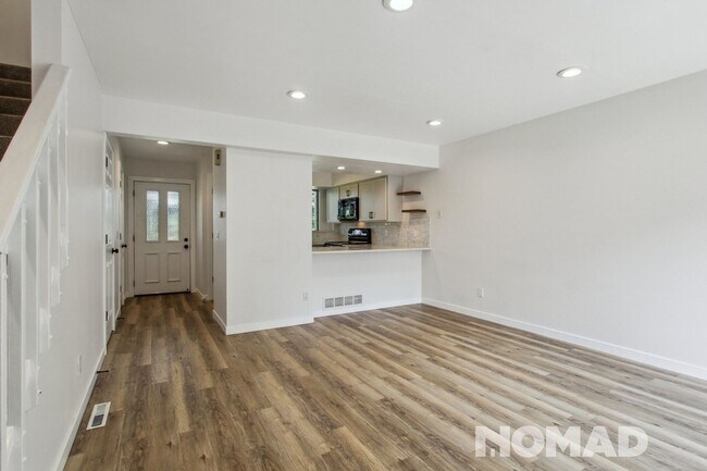 Building Photo - Charming 2BR Townhome in Arvada