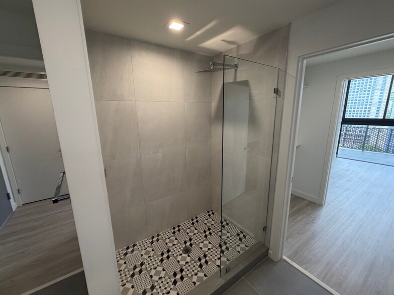 Building Photo - 1635 NE Miami Ct