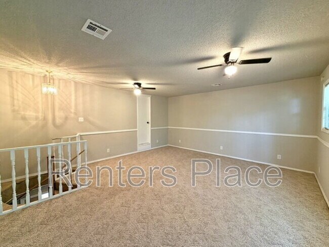 Building Photo - 14148 S Poplar Pl