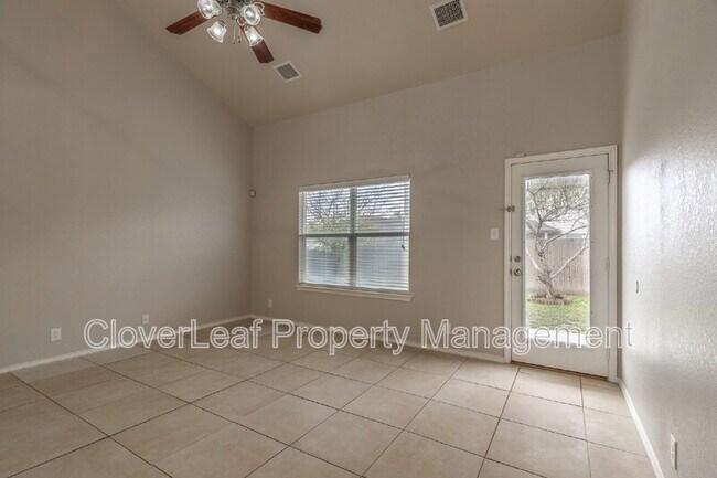 Building Photo - 2424 Dimmitt Dr