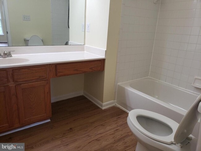 Building Photo - 18022 Royal Bonnet Cir