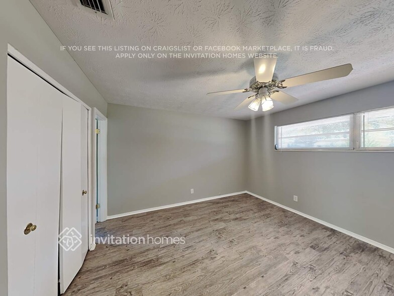 Building Photo - 4633 Waverly Ln