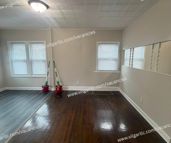 Building Photo - 308 Fillmore St