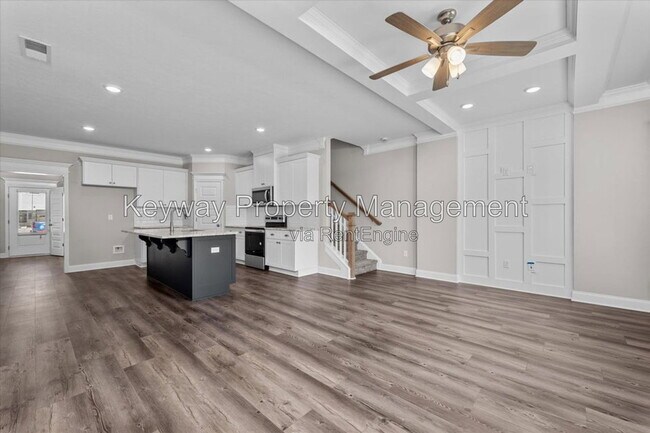 Building Photo - 234 Linsmore Ave