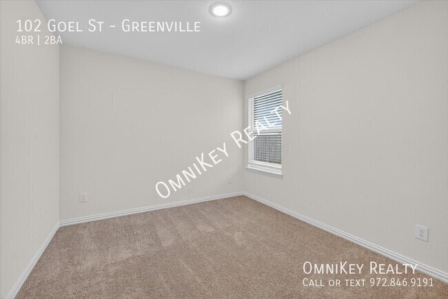 Building Photo - 102 Goel St