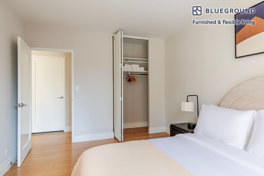 Building Photo - 151 E 31st St