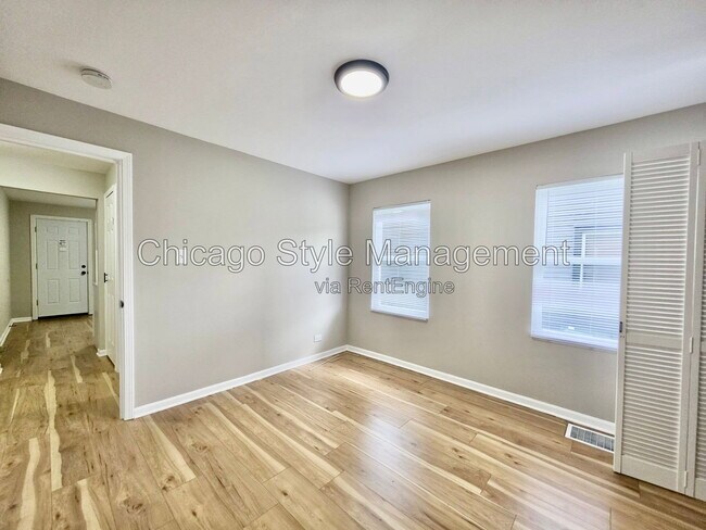 Building Photo - 14813 Evers St