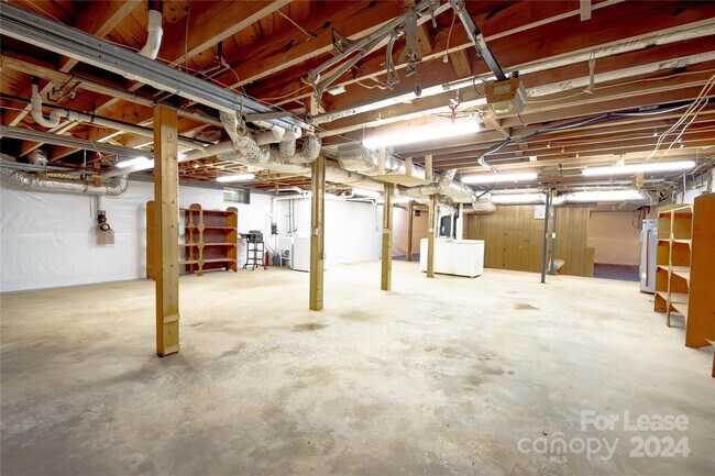 Building Photo - 111 Clement Dr