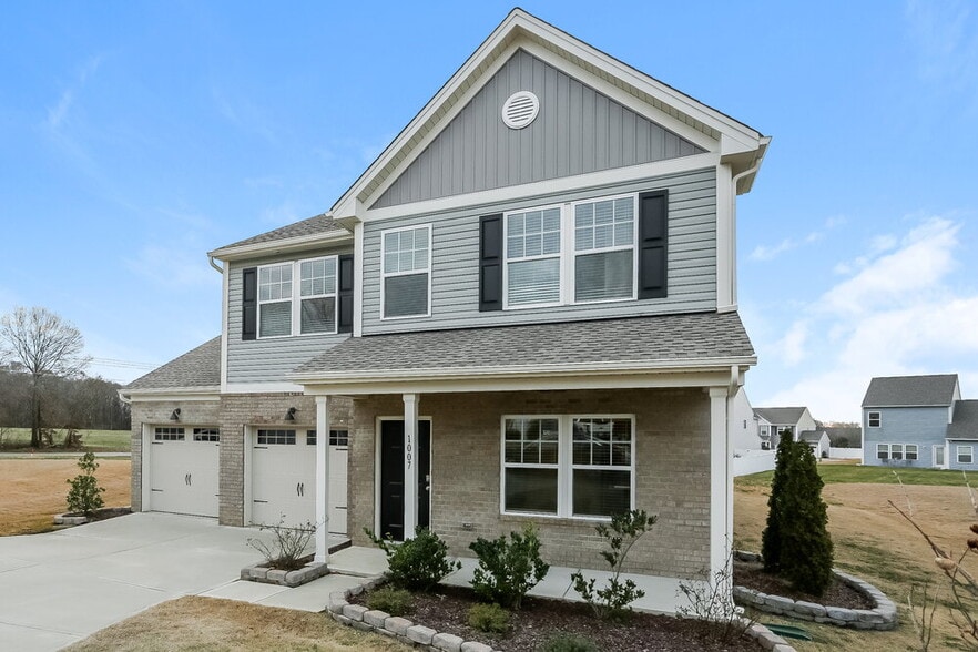 Building Photo - 1007 Brooksland Pl