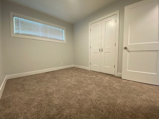 Building Photo - 1163 Buccaneer Dr