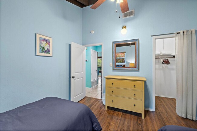 Building Photo - 2307 Trailside Dr