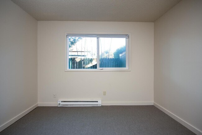 Building Photo - 9230 N Saint Louis Ave