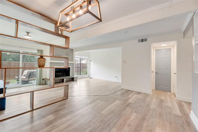 Building Photo - 2502 Tierra Dr