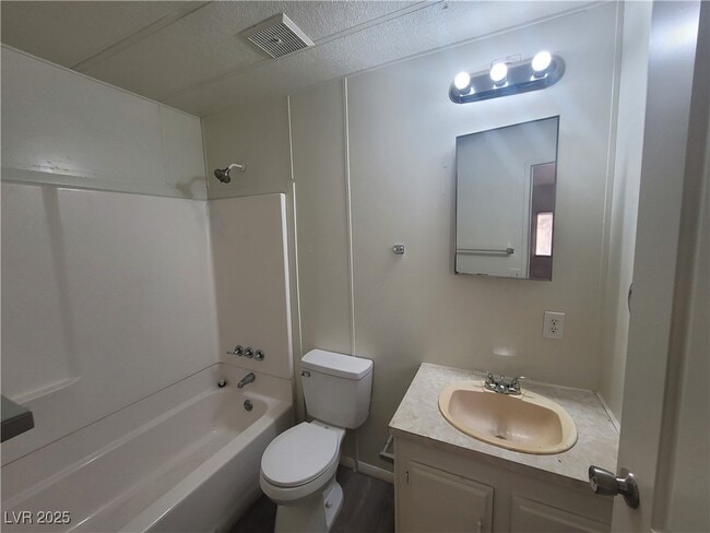 Building Photo - 367 MacFarland Ave
