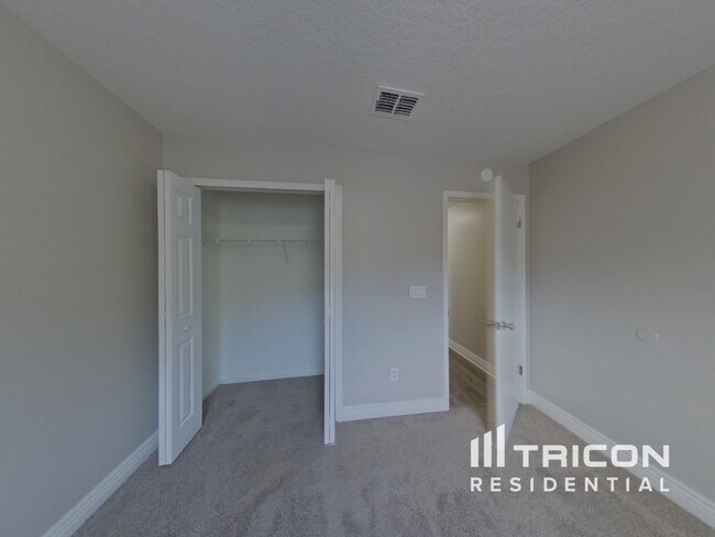Building Photo - 8030 Peppermint Ln