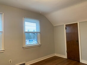 Building Photo - 2705 Asbury Rd