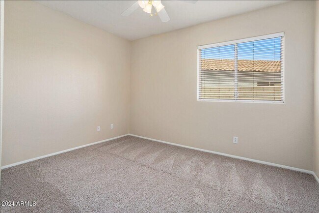 Building Photo - Spacious Corner Lot Home with 3-Car Garage in Surprise