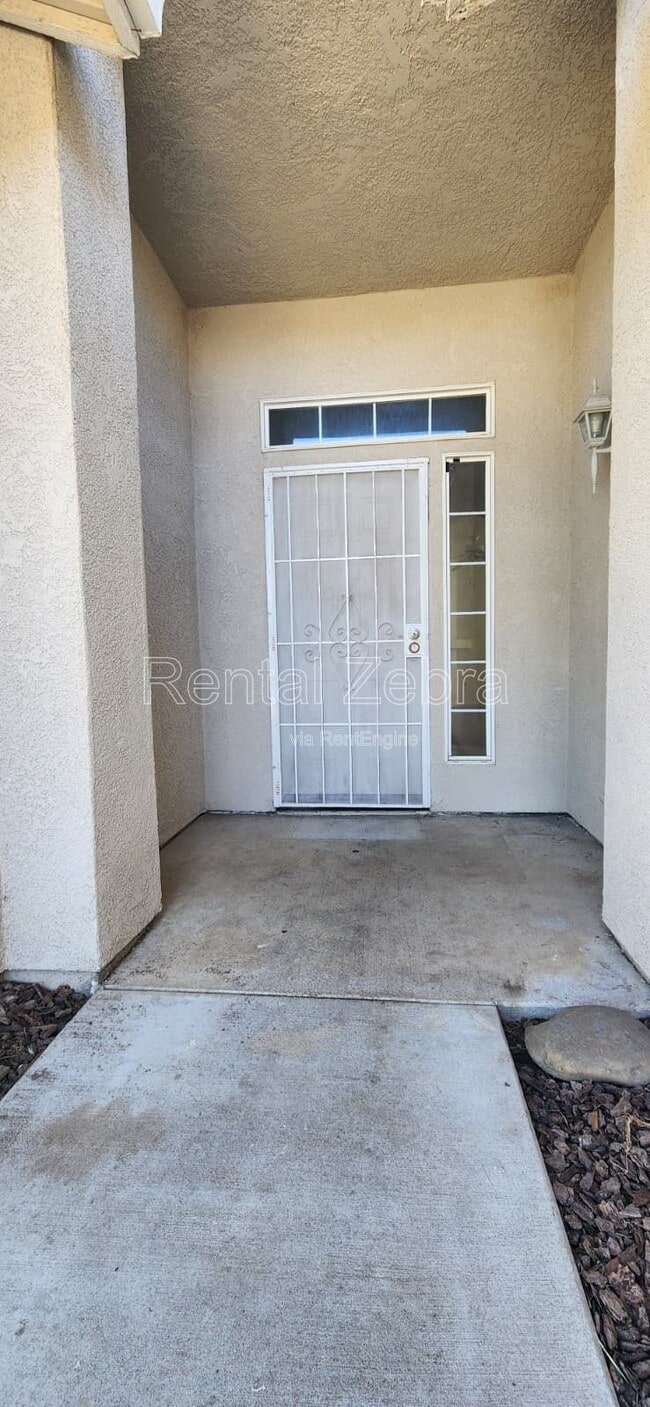 Building Photo - 3201 Bea Ct