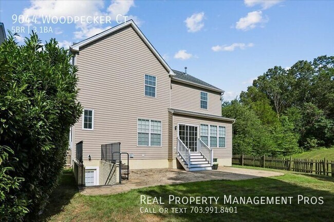 Building Photo - 9044 Woodpecker Ct