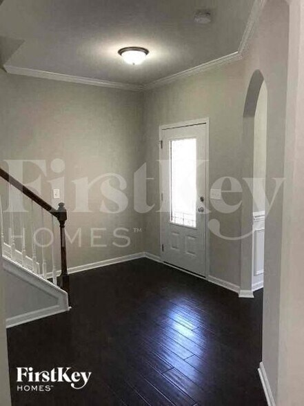 Building Photo - 10729 Sapphire Trail